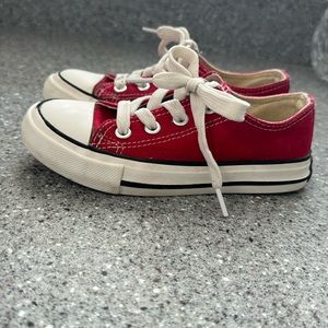 Kids Size 11 Red & White Off Brand Converse